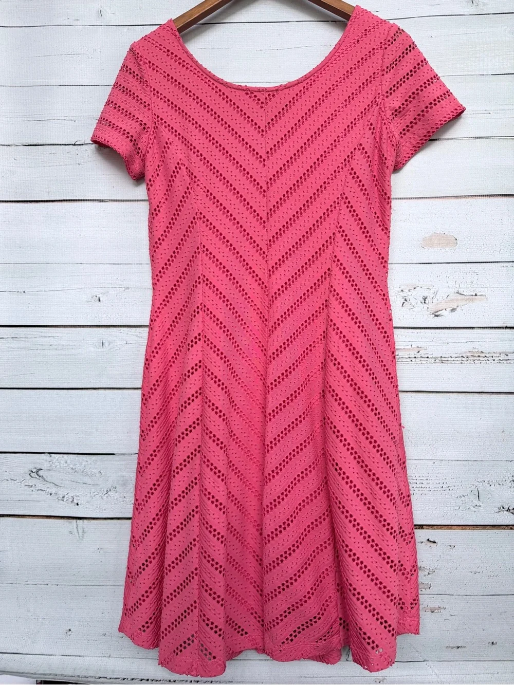 Ronni Nicole Coral Pink Chevron Crochet Lace Fit & Flare Dress Sz 10